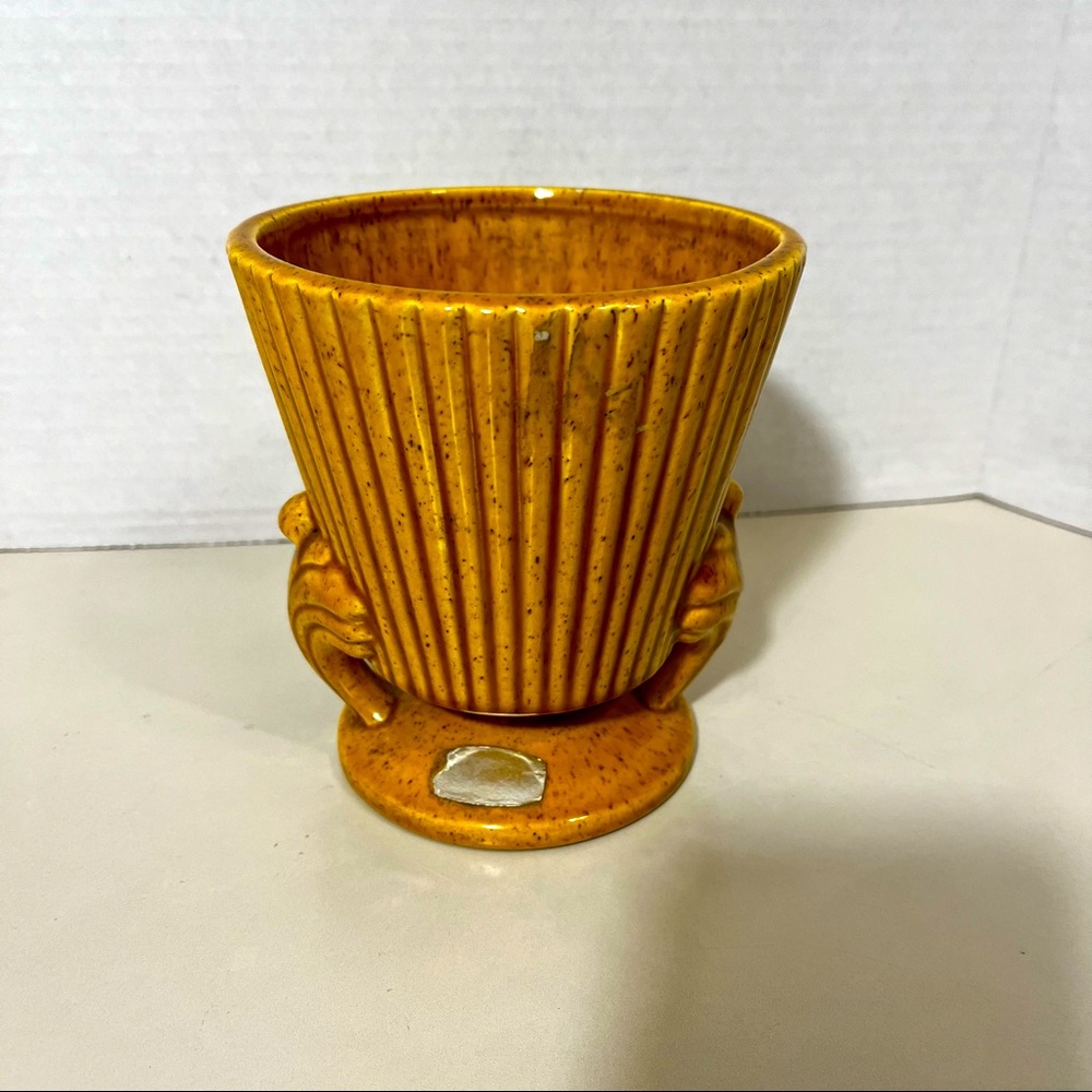 Vintage Haeger USA Mustard Yellow Speckled Footed Vase/Planter